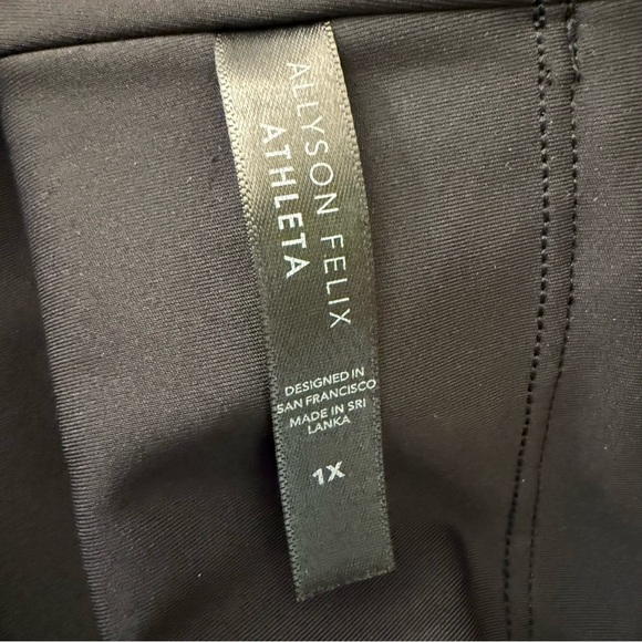 New Athleta Allyson Felix legend shortie Black Athletic Shorts women’s size 1X - Picture 13 of 14